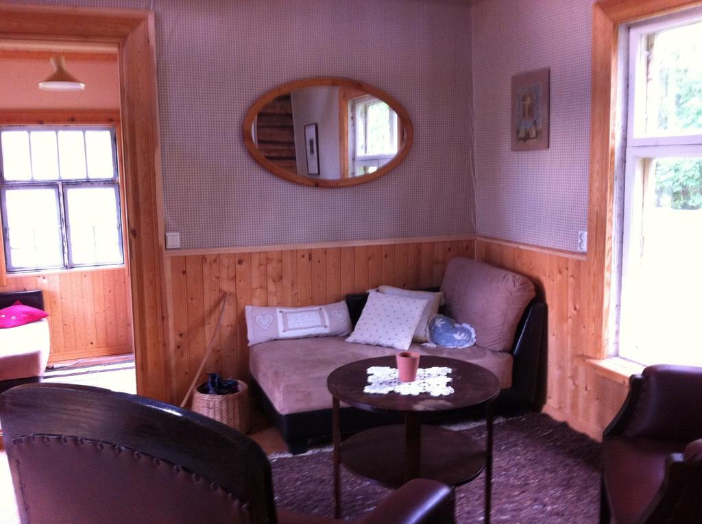 Brinkin Wanha Pappila Hotell Karleby Rom bilde